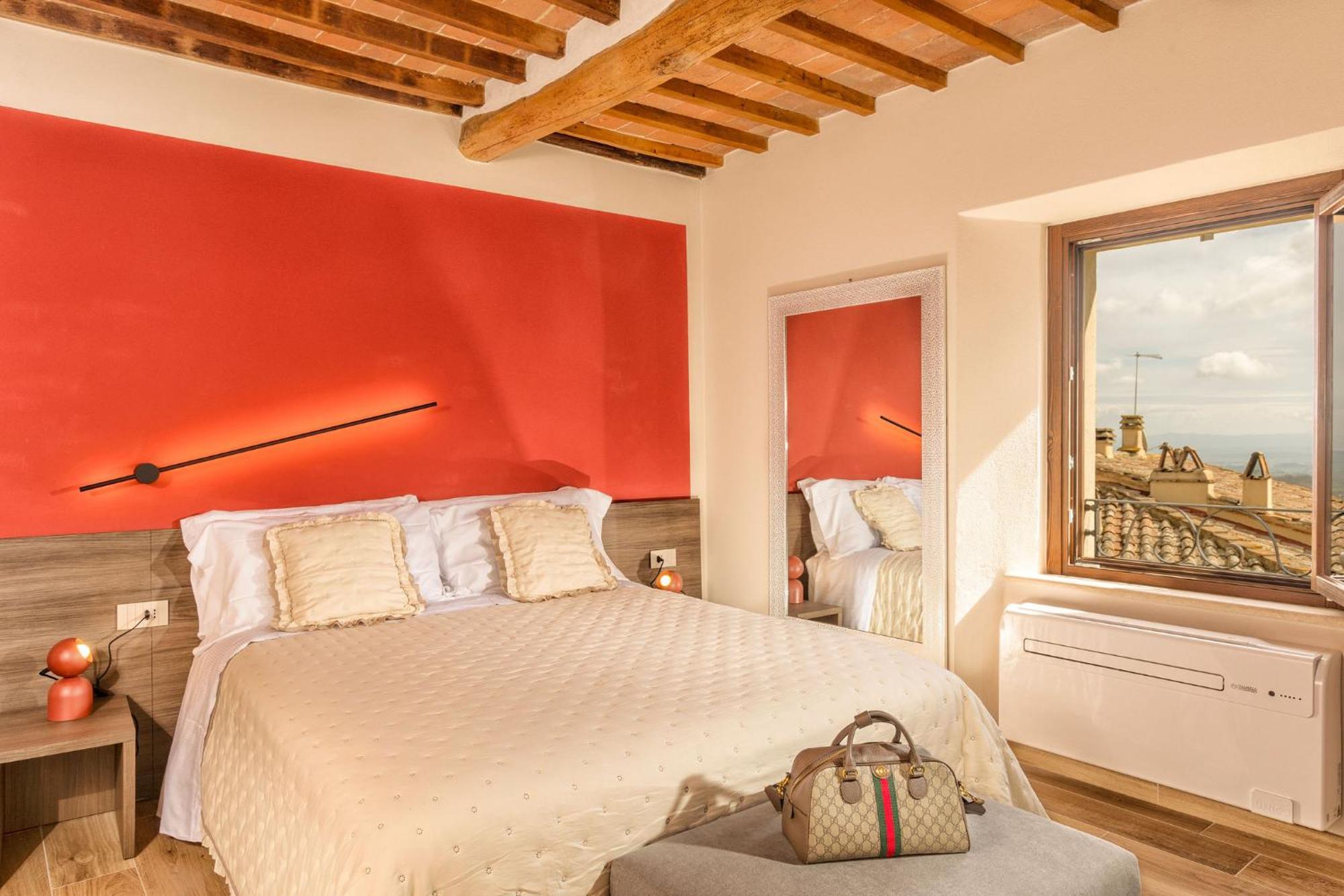 Palazzo Falcinelli Luxury Room In Montepulciano Center With Air Conditioning And Elevator Εξωτερικό φωτογραφία
