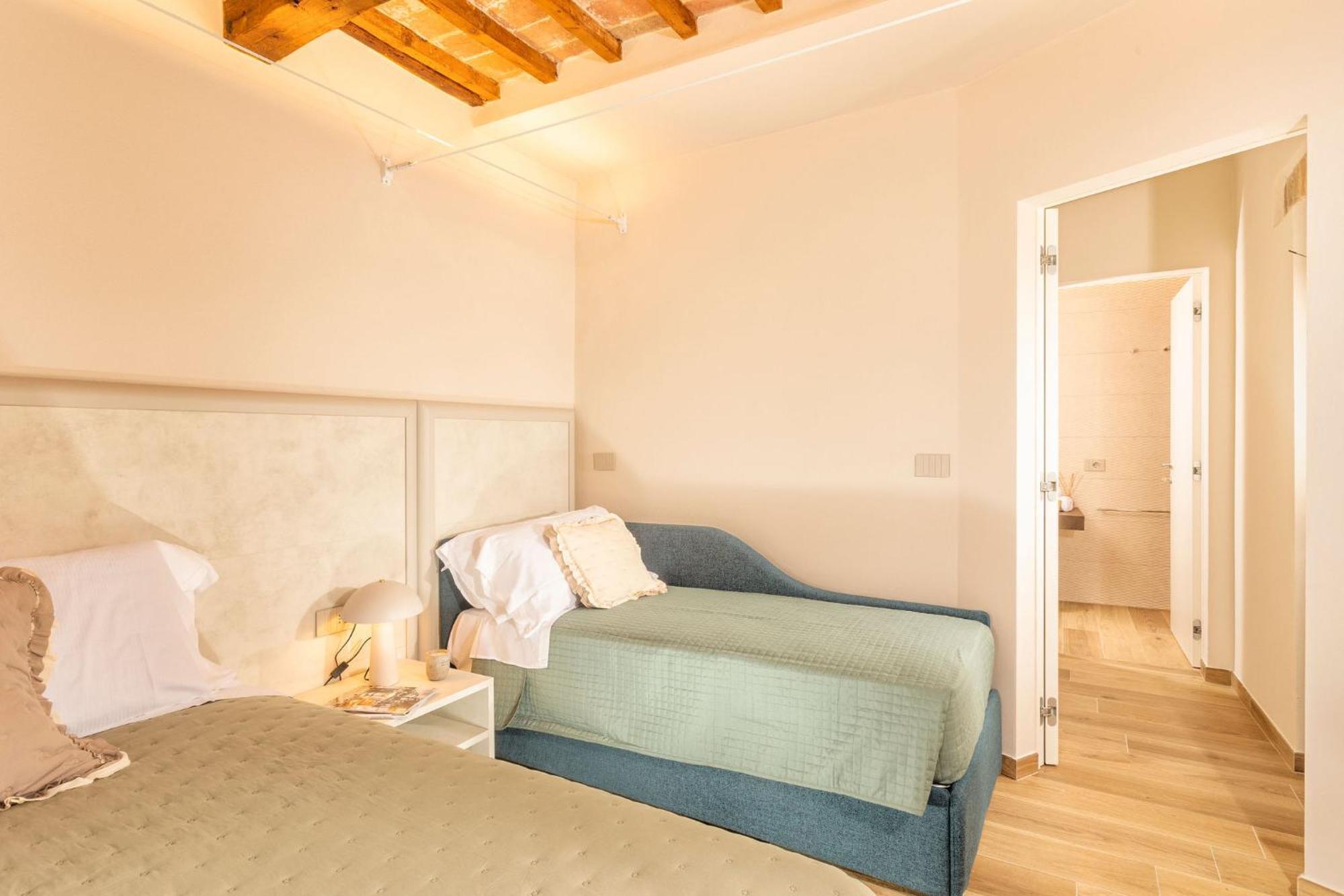 Palazzo Falcinelli Luxury Room In Montepulciano Center With Air Conditioning And Elevator Εξωτερικό φωτογραφία