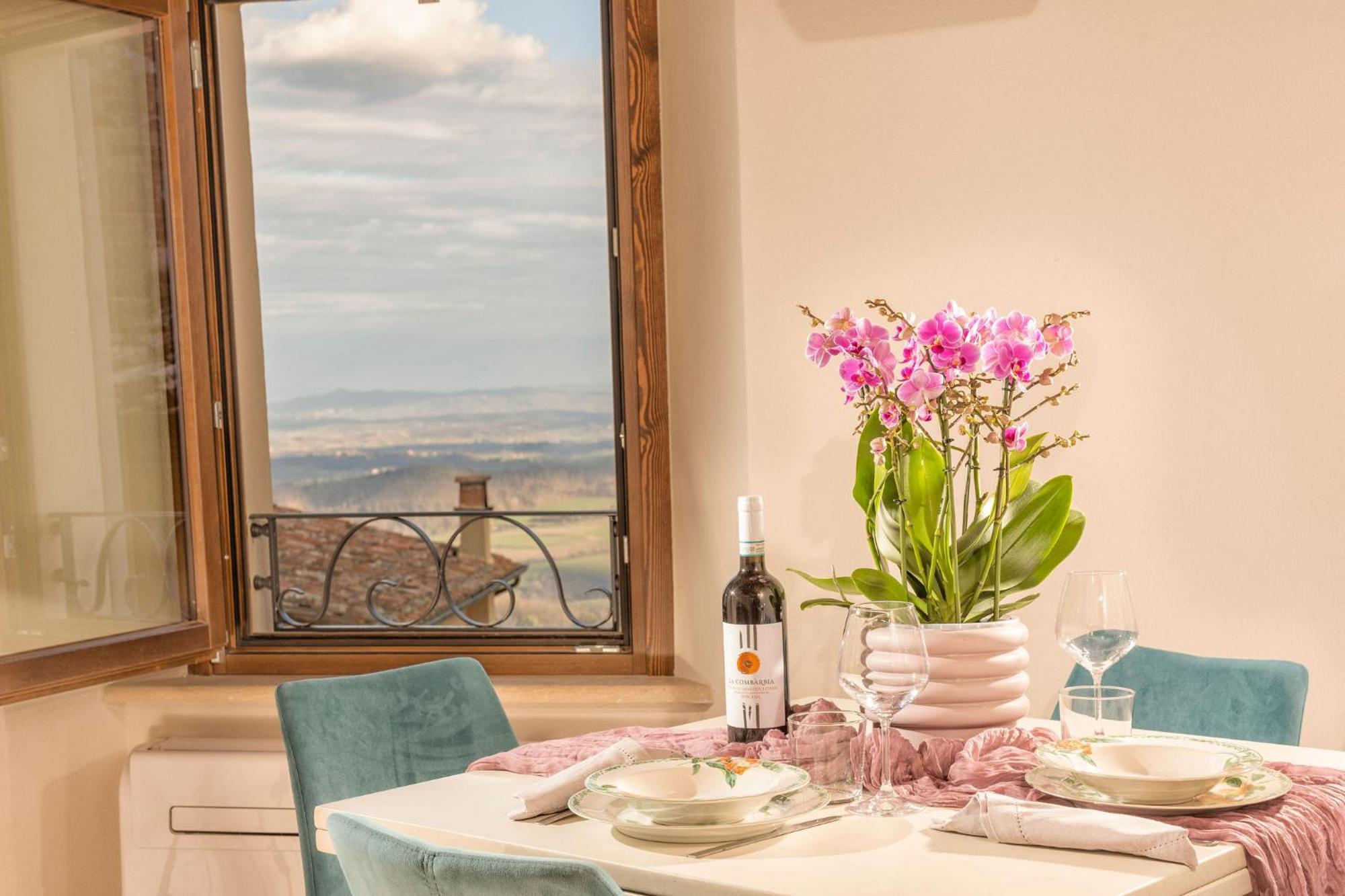 Palazzo Falcinelli Luxury Room In Montepulciano Center With Air Conditioning And Elevator Εξωτερικό φωτογραφία
